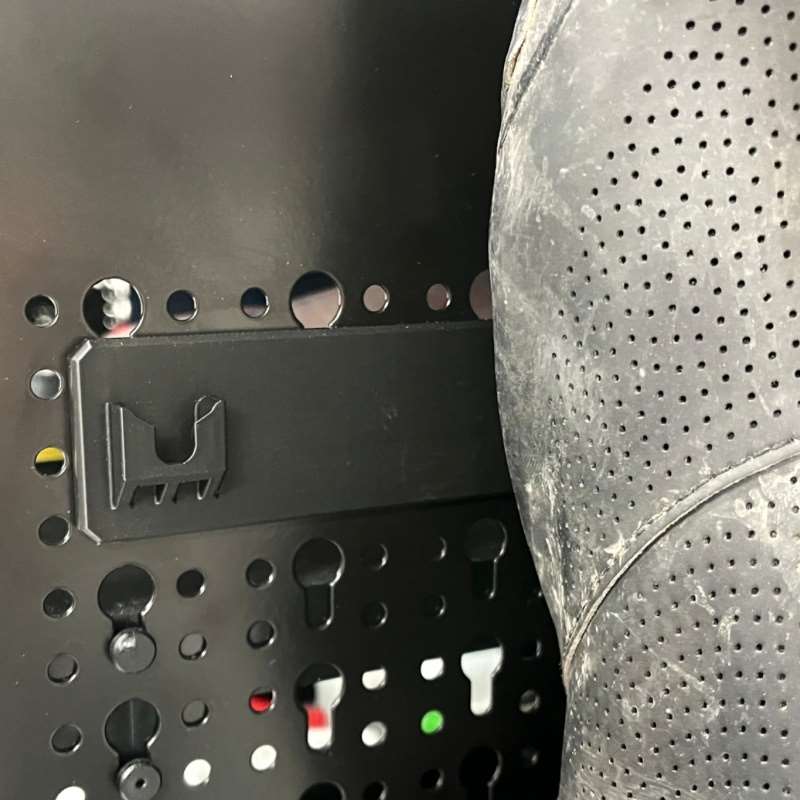Wall Mount Storage Base Holder - Cycling Gear Wall Hanger recension och pris